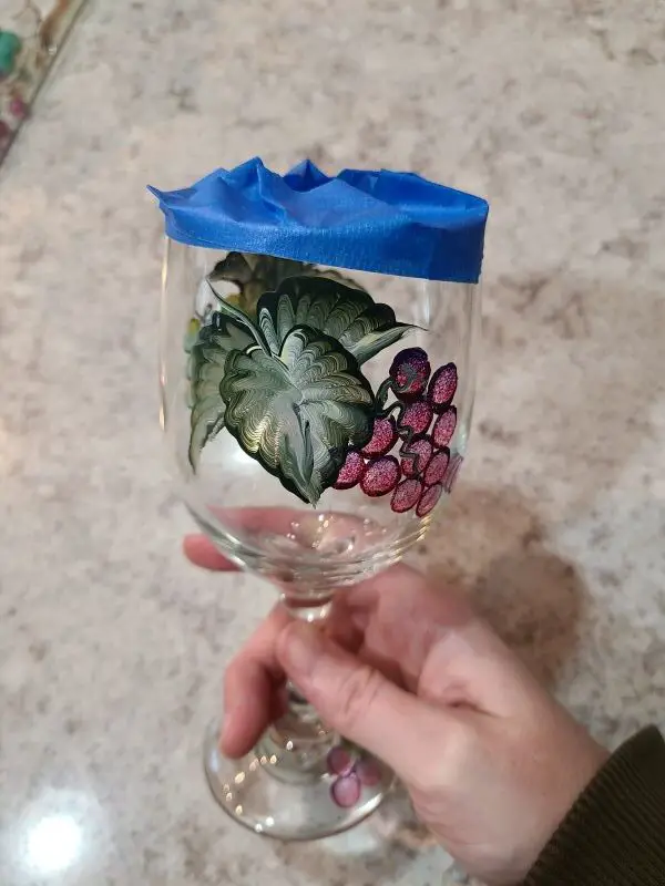 How to seal acrylic hand painted on wine glasses How to protect hand painted wine glasses with a sealer How to seal hand painted glassware