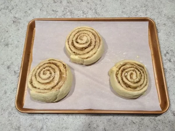 large-cinnamon-rolls