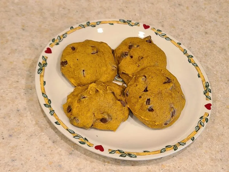 Copycat Kroger Pumpkin Chocolate Chip Cookies Recipe